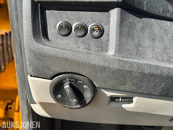 Volkswagen Transporter 15 of 30