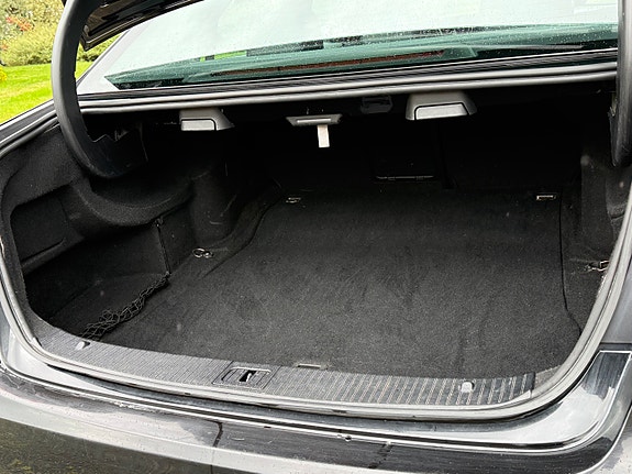 Mercedes-Benz E200 d 11 of 15