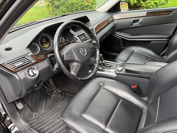 Mercedes-Benz E200 d 5 of 15