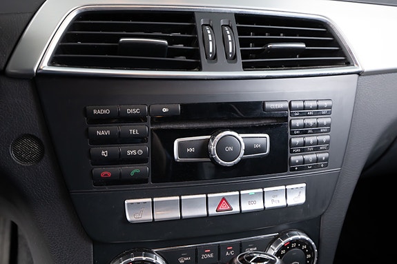 Mercedes-Benz C180 23 of 24