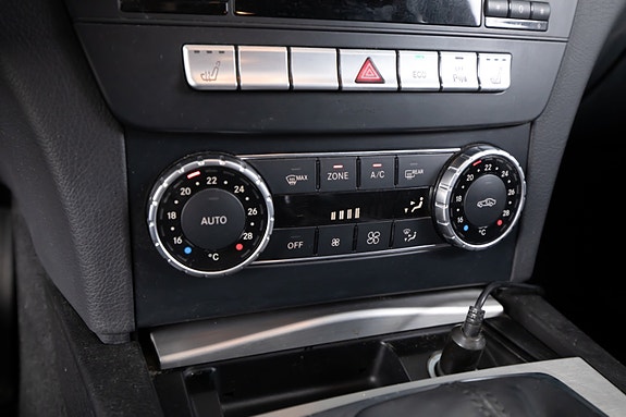 Mercedes-Benz C180 24 of 24
