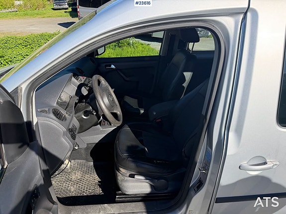 Volkswagen Caddy 23 of 30