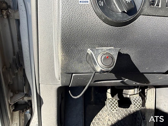 Volkswagen Caddy 26 of 30