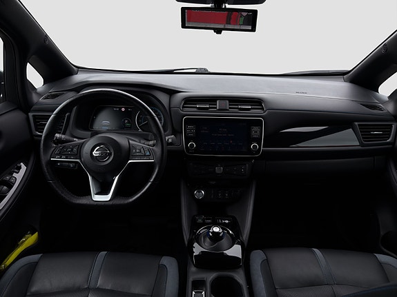 Nissan Leaf 18 of 27