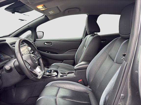 Nissan Leaf 10 of 27