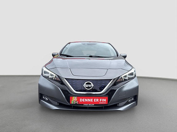 Nissan Leaf 8 of 27