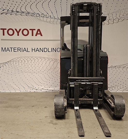 Toyota RRE160HR 3 of 4