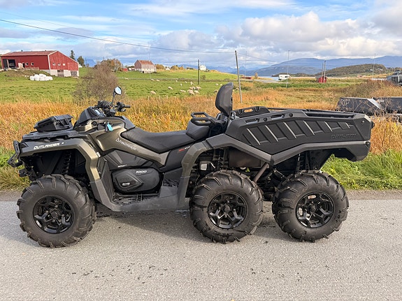 Can-Am Outlander MAX 6X6 1000 XU+ T - Side Wall 3 of 23