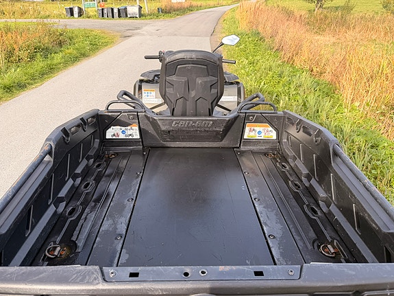 Can-Am Outlander MAX 6X6 1000 XU+ T - Side Wall 9 of 23