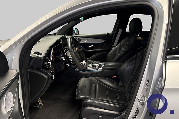 Mercedes-Benz GLC63 9 of 18