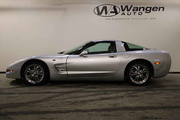 Chevrolet Corvette 6 of 30