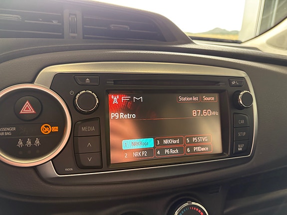 Toyota Yaris 27 of 30