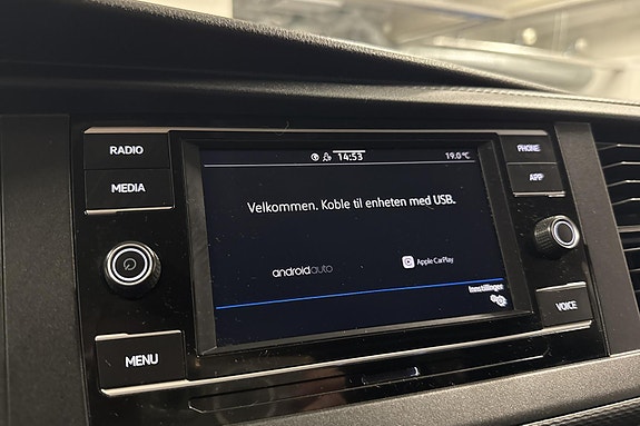 Volkswagen Transporter 12 of 24