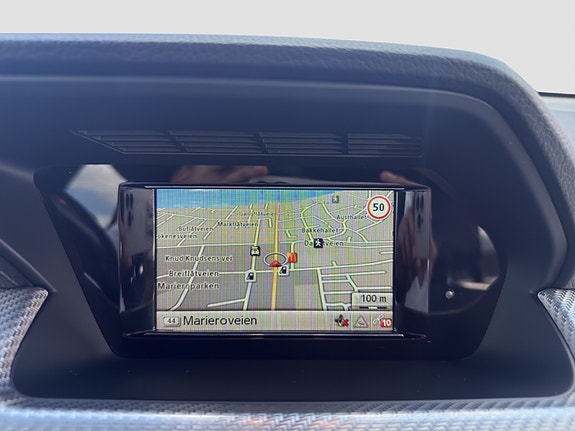 Mercedes-Benz GLK220 19 of 25