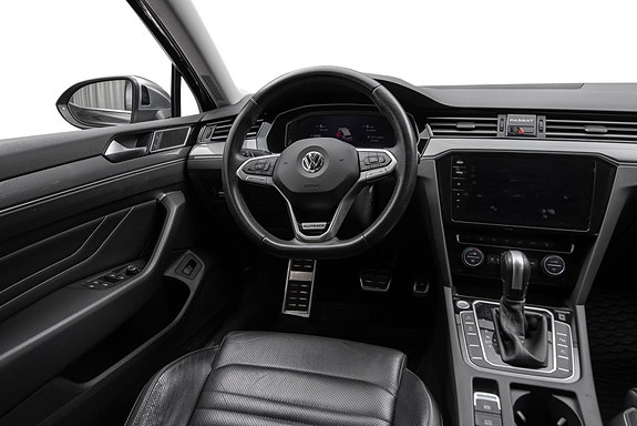Volkswagen Passat Alltrack 26 of 30