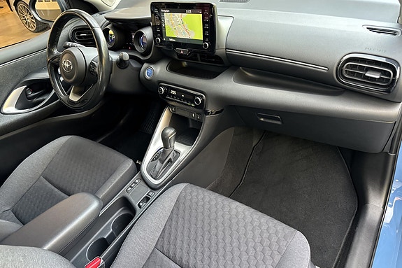 Toyota Yaris 15 of 29