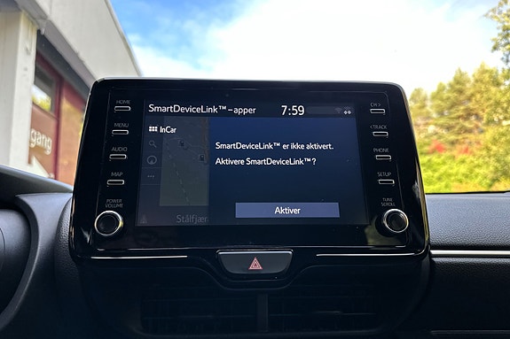 Toyota Yaris 23 of 29