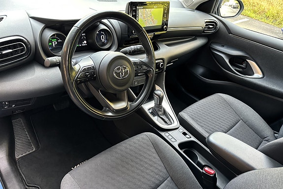 Toyota Yaris 9 of 29