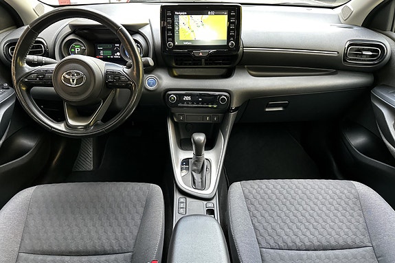 Toyota Yaris 12 of 29