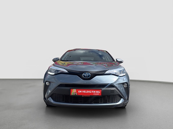 Toyota C-HR 9 of 24