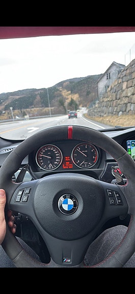 BMW 330d 6 of 6