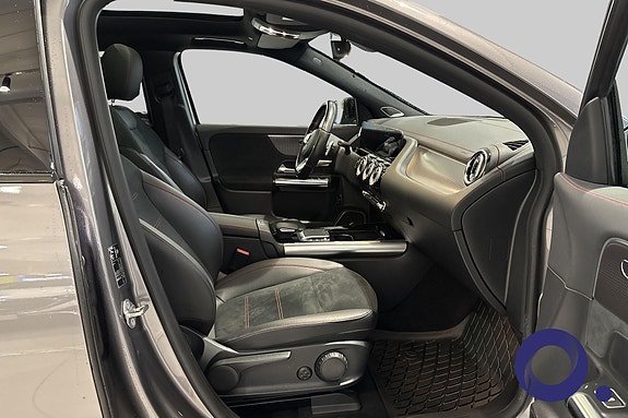 Mercedes-Benz EQA250 12 of 19