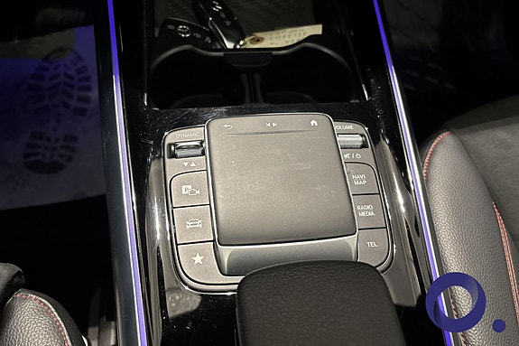 Mercedes-Benz EQA250 18 of 19