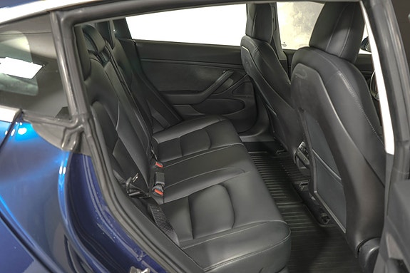 Tesla Model 3 9 of 20