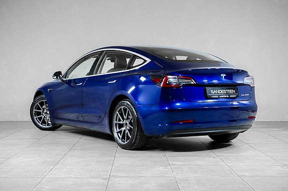 Tesla Model 3 5 of 20