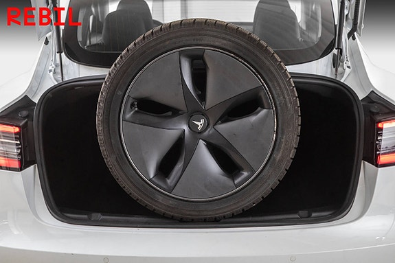 Tesla Model 3 25 of 26