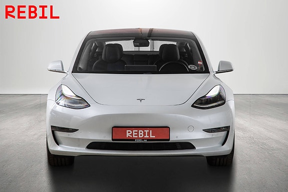 Tesla Model 3 3 of 26