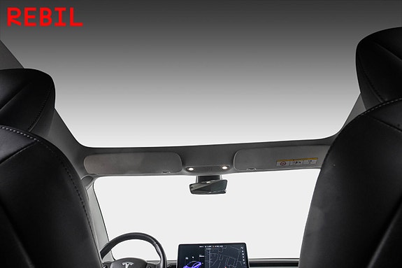 Tesla Model 3 22 of 26
