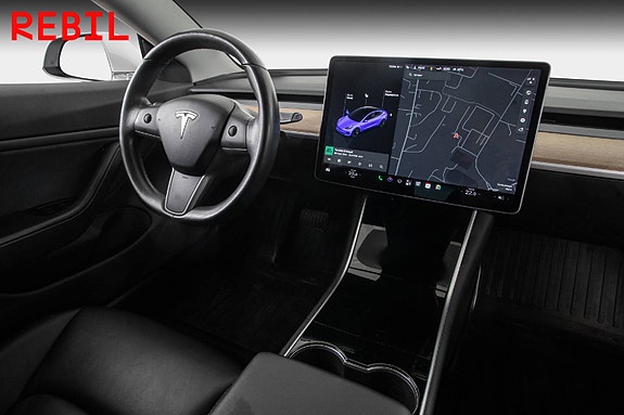 Tesla Model 3 14 of 26