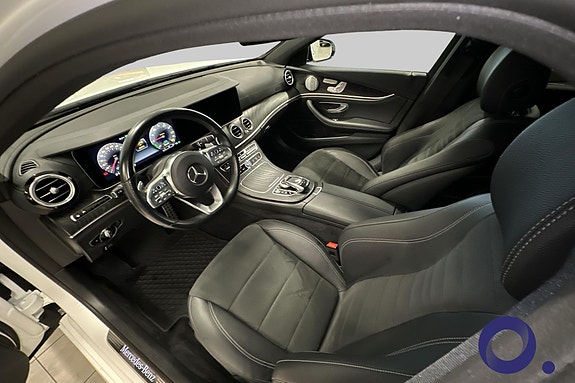 Mercedes-Benz E300 e 23 of 30