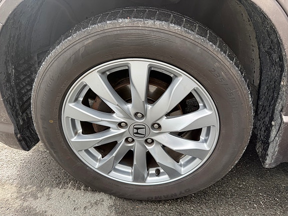 Honda CR-V 25 of 25