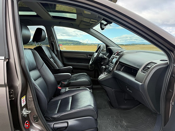 Honda CR-V 17 of 25
