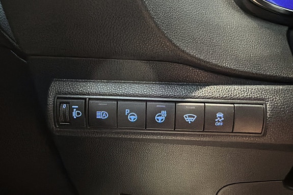 Toyota Corolla 21 of 23