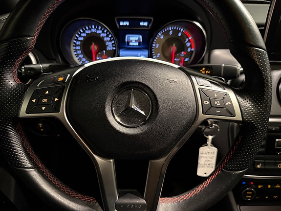 Mercedes-Benz CLA200 7 of 17