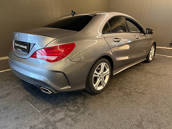 Mercedes-Benz CLA200 3 of 17