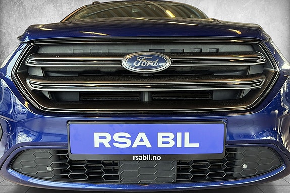 Ford Kuga 3 of 30