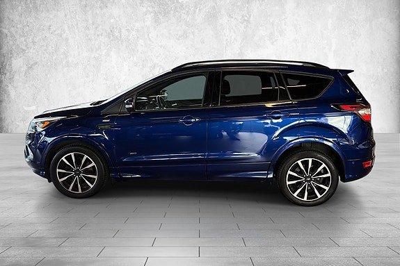 Ford Kuga 7 of 30
