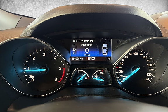 Ford Kuga 23 of 30