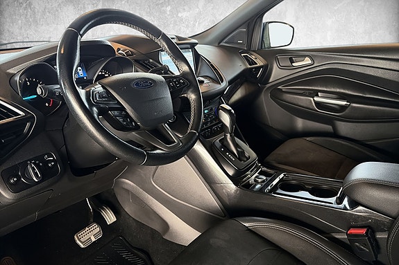 Ford Kuga 19 of 30