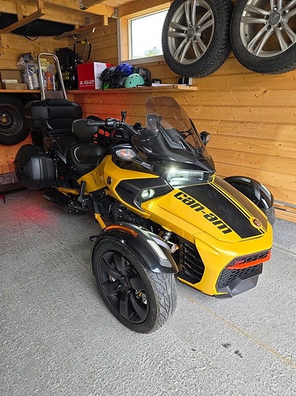 Can-Am Can-Am Spyder F3-S Daytona 500 – Elka Stage 2 – NOBS3 – Dynojet –  Akrapovic Exhaust Kit – SHAD – svært påkostet. 22 of 30