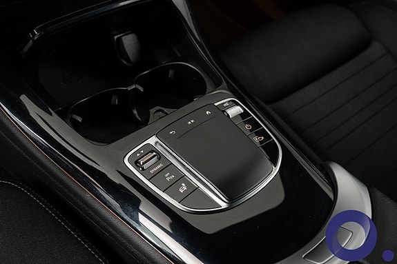 Mercedes-Benz EQC400 20 of 28