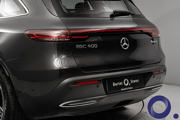Mercedes-Benz EQC400 8 of 28