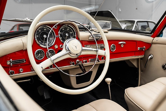 Mercedes-Benz 190 SL 28 of 30
