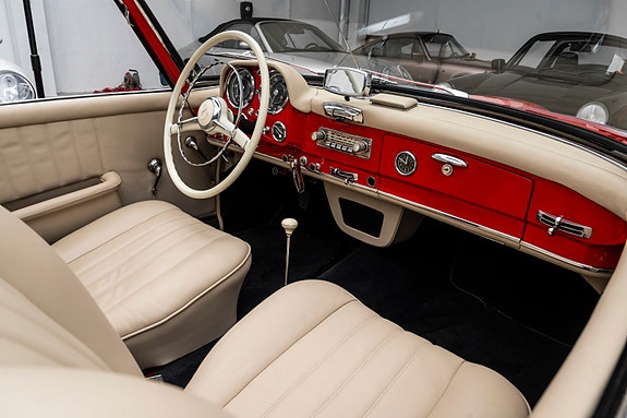 Mercedes-Benz 190 SL 27 of 30