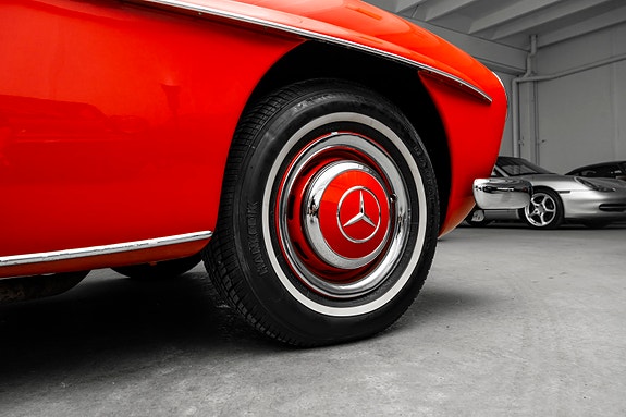 Mercedes-Benz 190 SL 19 of 30