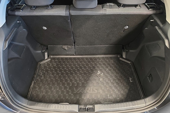 Toyota Yaris 20 of 21